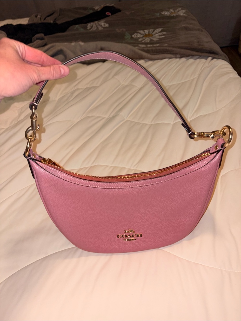 Coach Aria Pink Leather Shoulder Bag with Gold Hardware